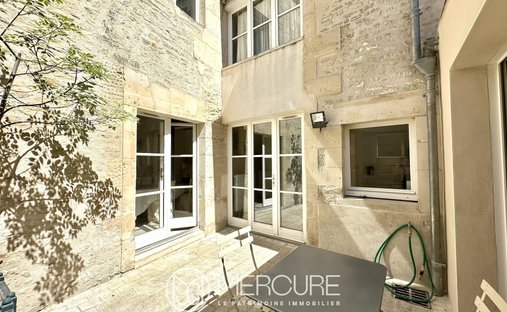 Townhouse in La Haire Vigné, Caen, France 1