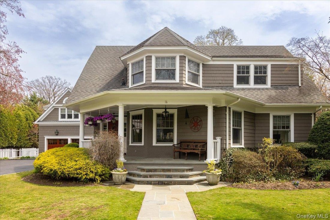 House in Manhasset, New York, United States 1 - 17694486