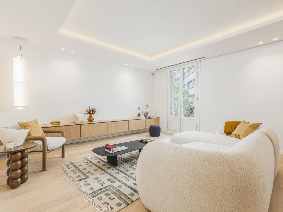 Apartment in Eixample, Barcelona, Spain 3 - 17808898