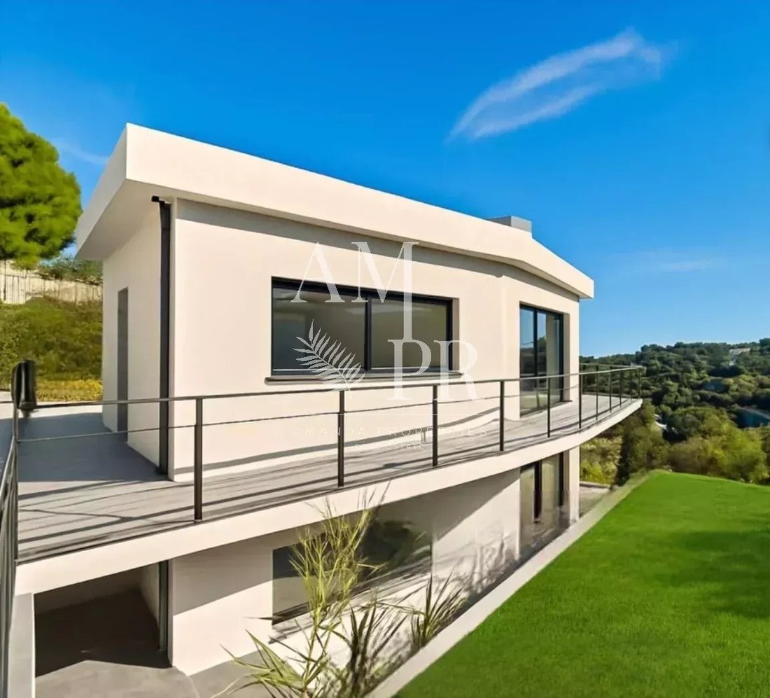 Villa in Riquebonne-Ferratone-Pizou, Vallauris, France 4 - 17810288