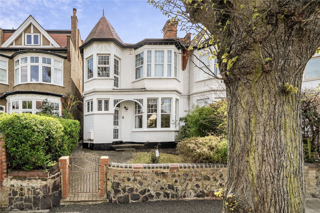House in Alexandra Park, Haringey, England 1 - 17811809
