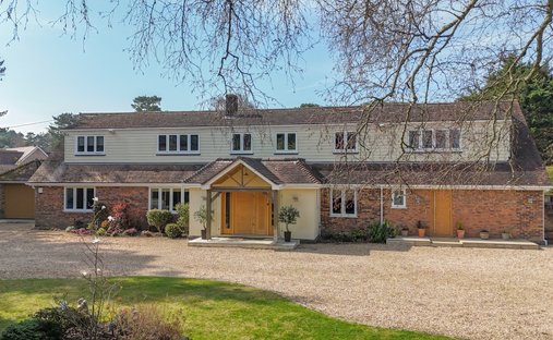 House in Ringwood, England 1