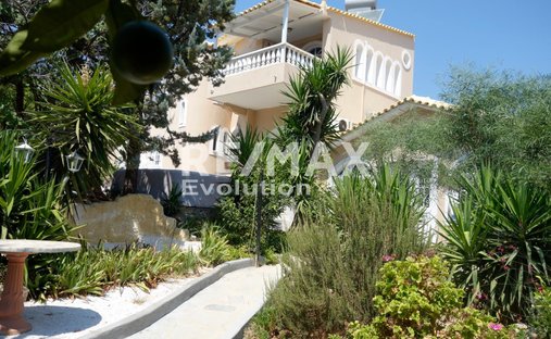 House in Kropia, Attica, Greece 1