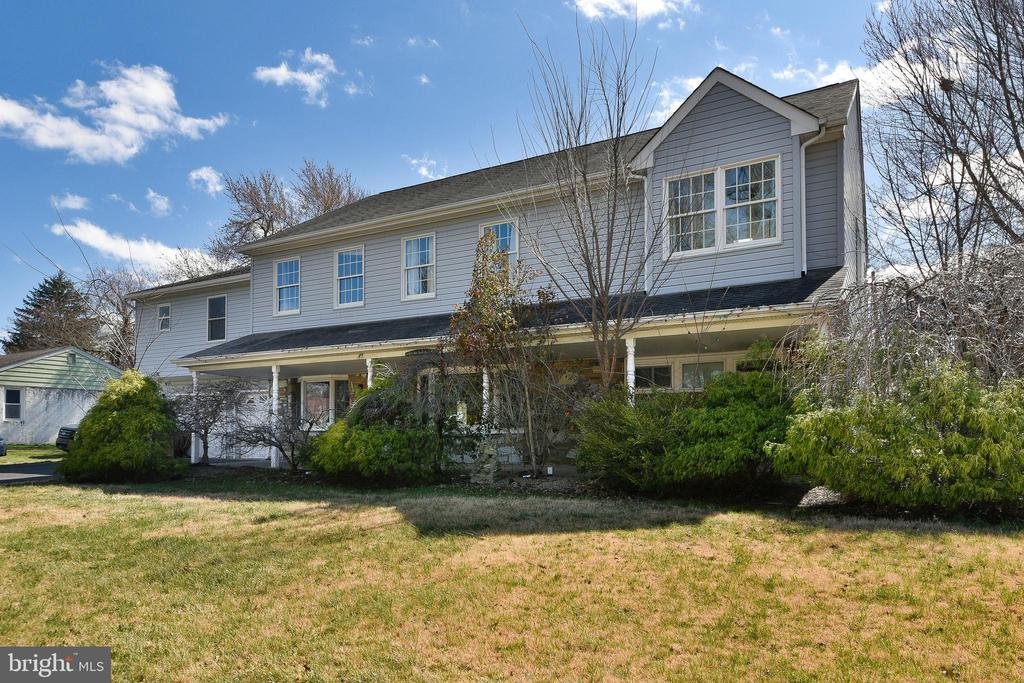 House in Bensalem, Pennsylvania, United States 3 - 17813955