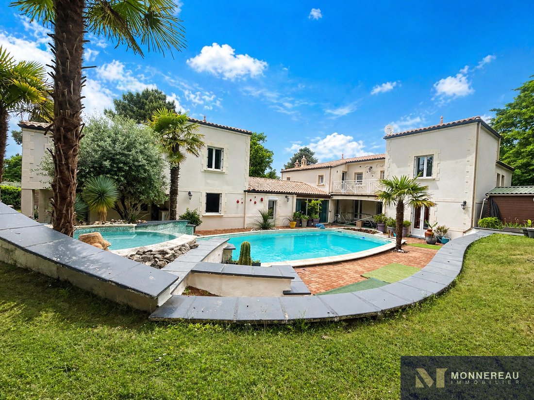 House in Les Mathes, Nouvelle-Aquitaine, France 2 - 17813039