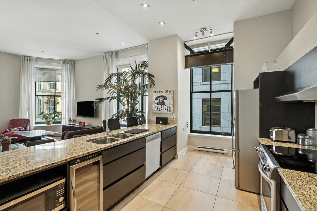 Condo in Montréal, Quebec, Canada 2 - 17814394
