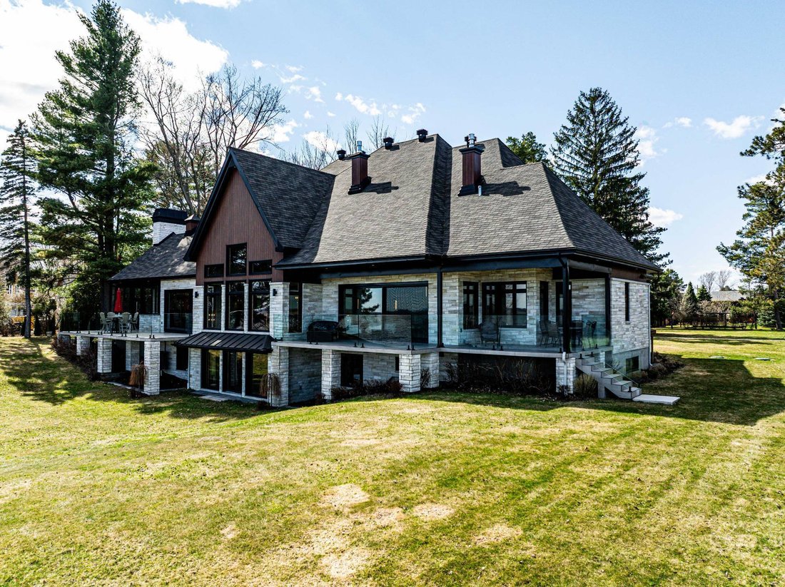 House in Lavaltrie, Quebec, Canada 4 - 17814367