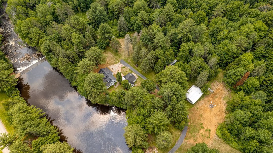 House in Saint-Calixte, Quebec, Quebec, Canada 1 - 17257587