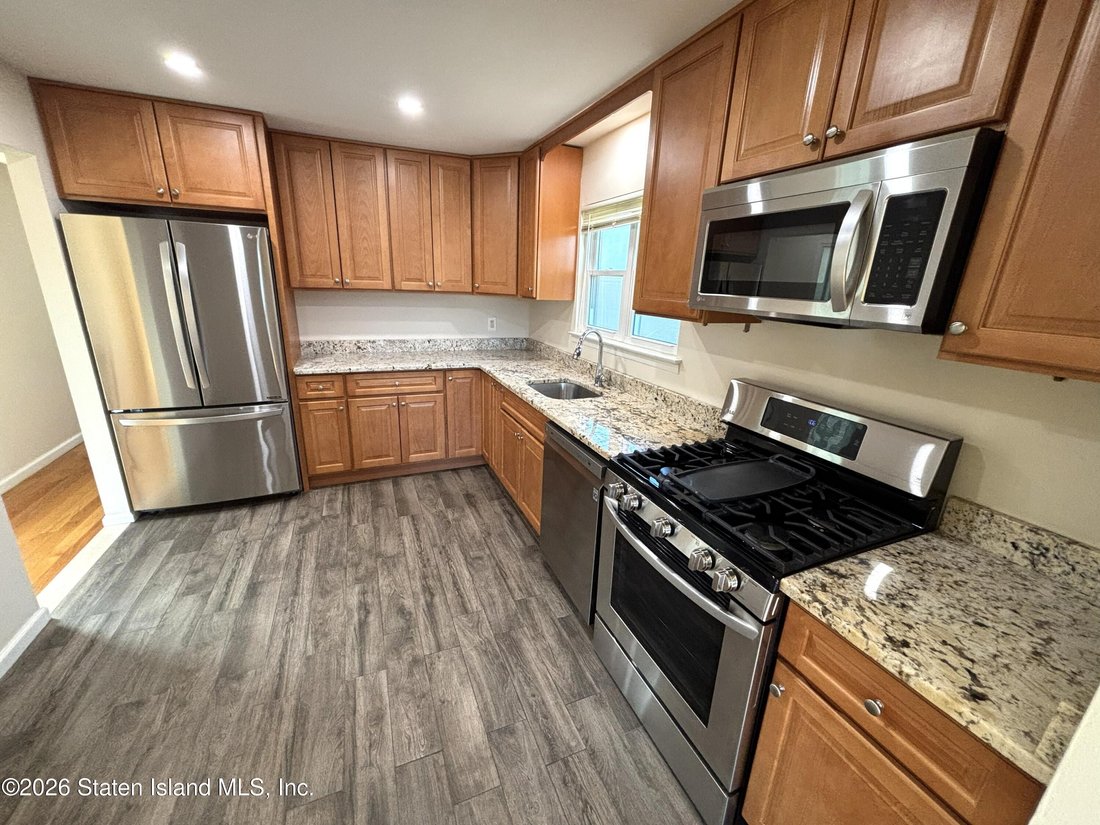 New York, New York, United States 5 - 17811835