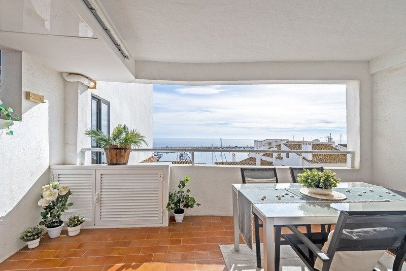 Appartamento a Puerto Banus, Marbella, Spagna 2 - 17814186