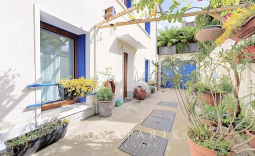 Townhouse in Ledru Rollin, Le Perreux-sur-Marne, France 1