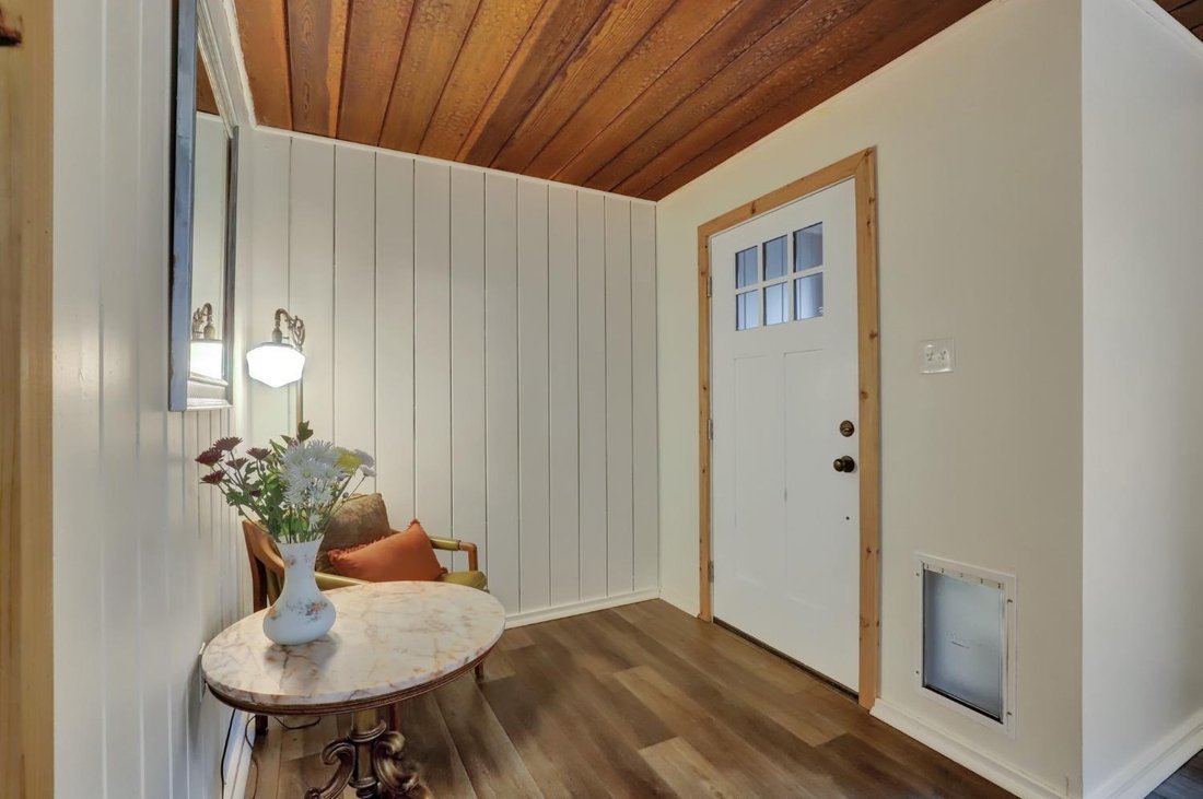 Nevada City, California, United States 4 - 17814090
