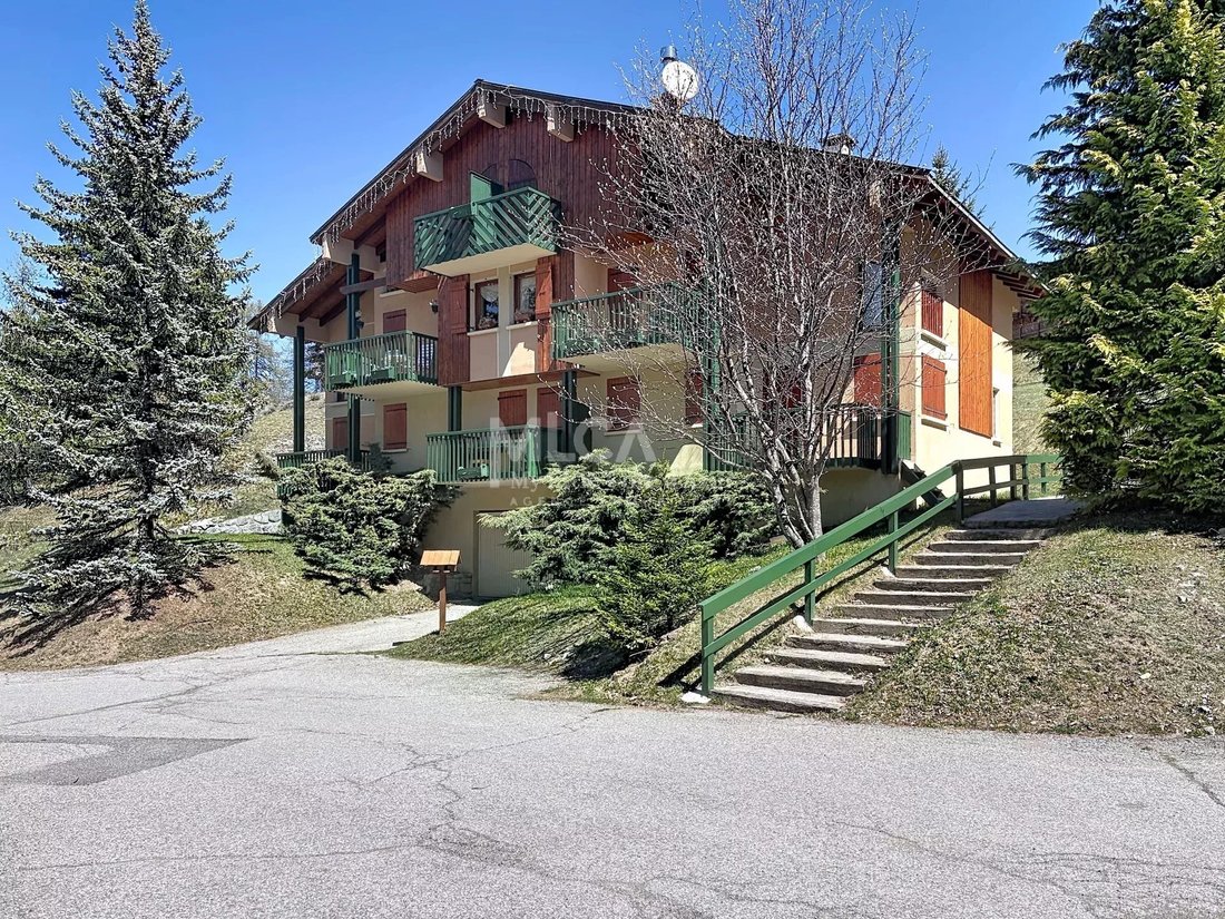 Apartment in Saint-Etienne-de-Tinée, Provence-Alpes-Côte d'Azur, France 2 - 17810631