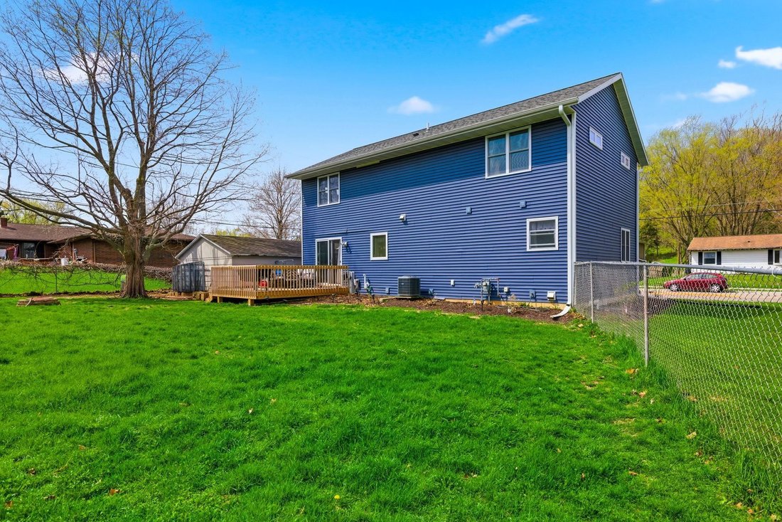 House in Cross Plains, Wisconsin, United States 4 - 17811576