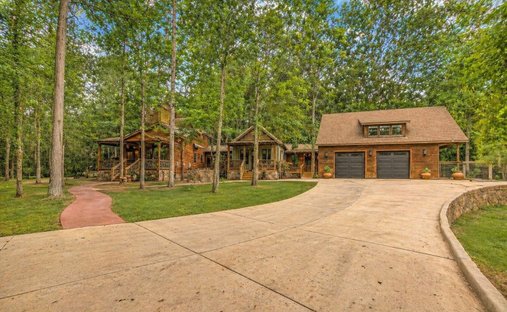 House in Dayton, Texas, United States 1
