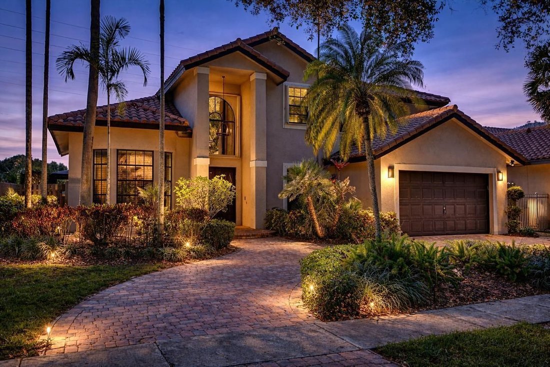 House in Pembroke Pines, Florida, United States 1 - 17815426