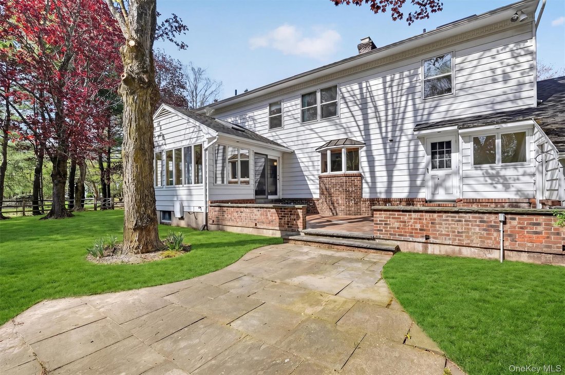 House in Montebello, New York, United States 5 - 17814606