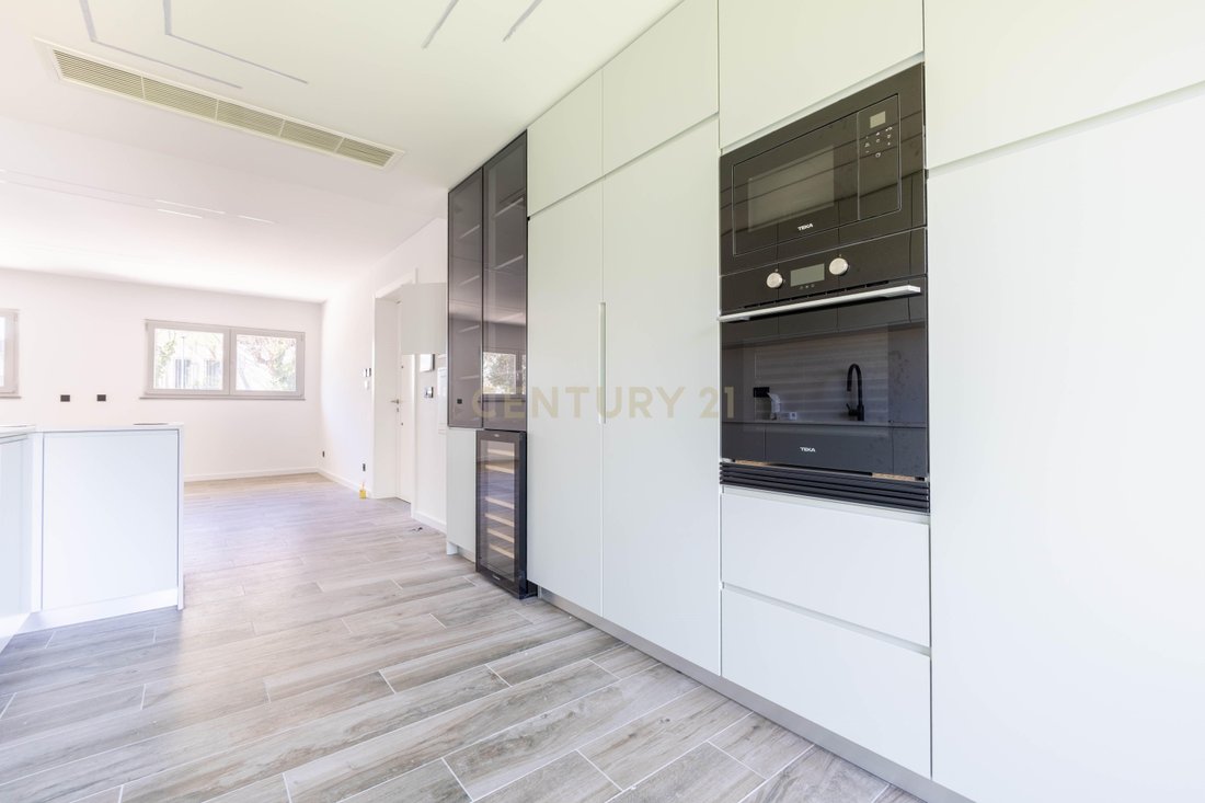 Apartment in Santa Iria de Azoia, Sao Joao da Talha e Bobadela, Lisbon, Portugal 3 - 17425513