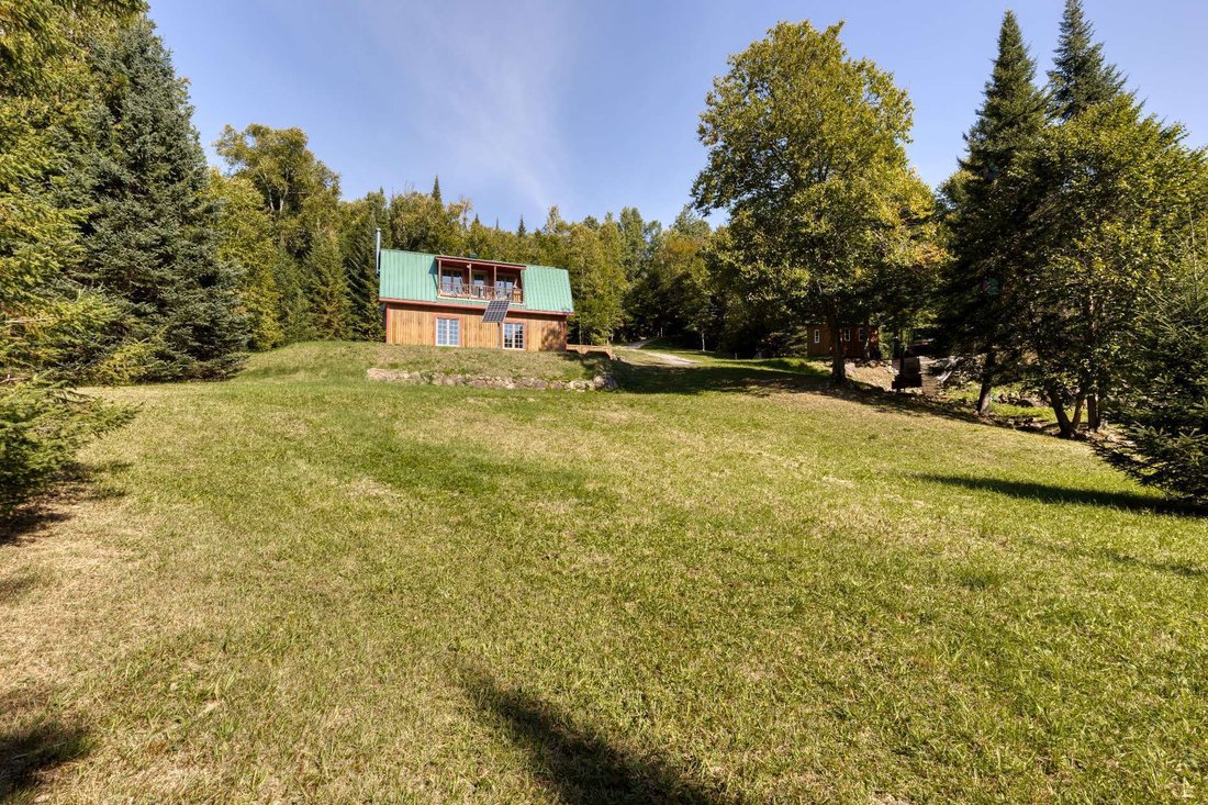 House in Saint-Zénon, Quebec, Canada 5 - 16185171