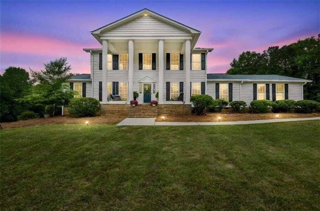 House in Hoschton, Georgia, United States 2 - 17812673