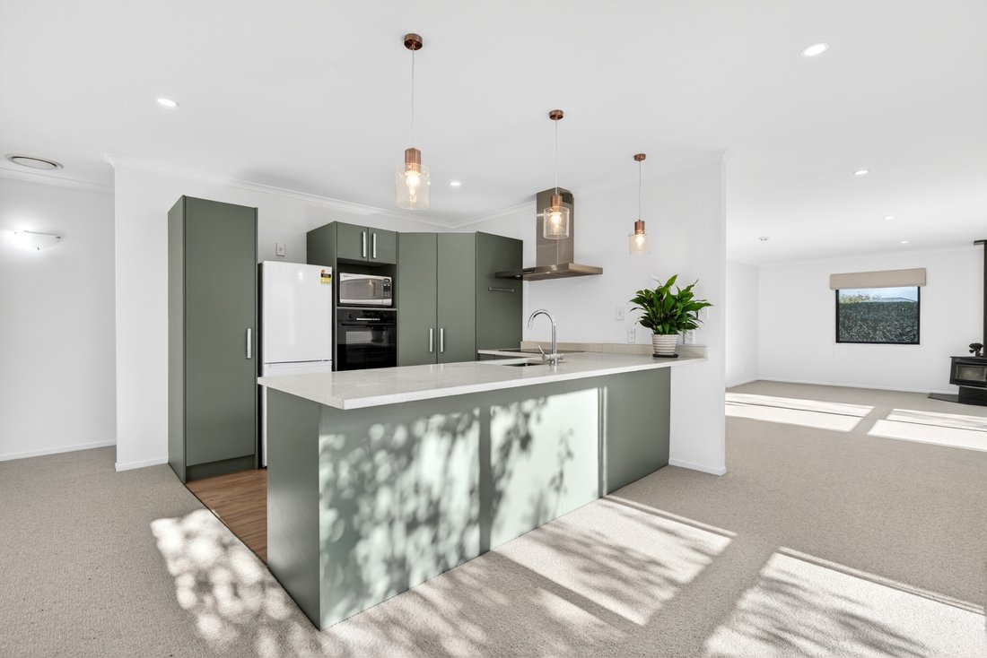 House in Carterton, Wellington, New Zealand 5 - 17814091