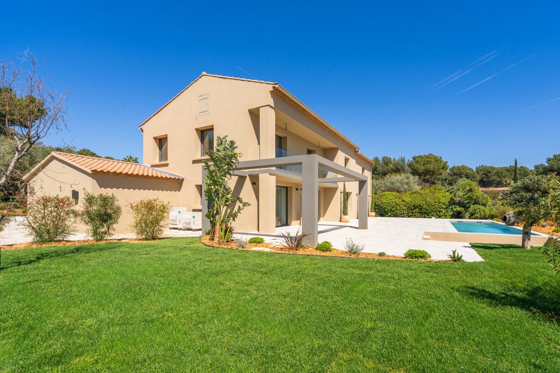 House in La Cadiere-d'Azur, Provence-Alpes-Côte d'Azur, France 5 - 17814513