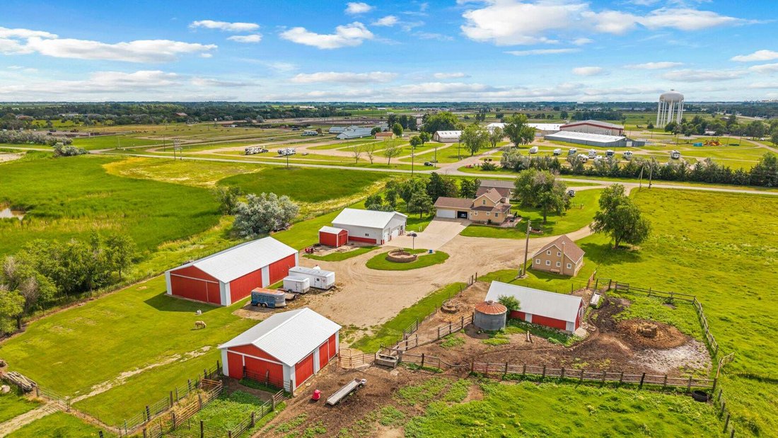 House in Aberdeen, South Dakota, United States 2 - 17813962