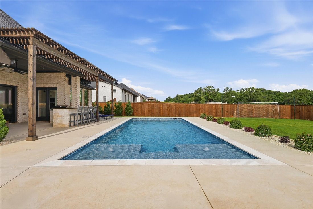 House in Lantana, Texas, United States 2 - 17814690