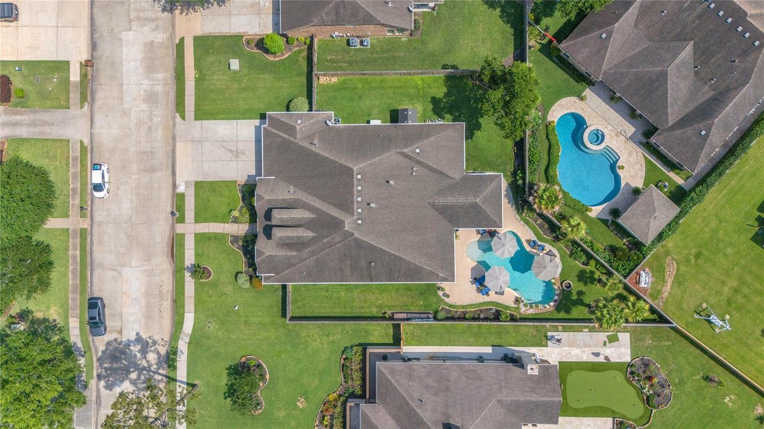 House in Dickinson, Texas, United States 5 - 17813770
