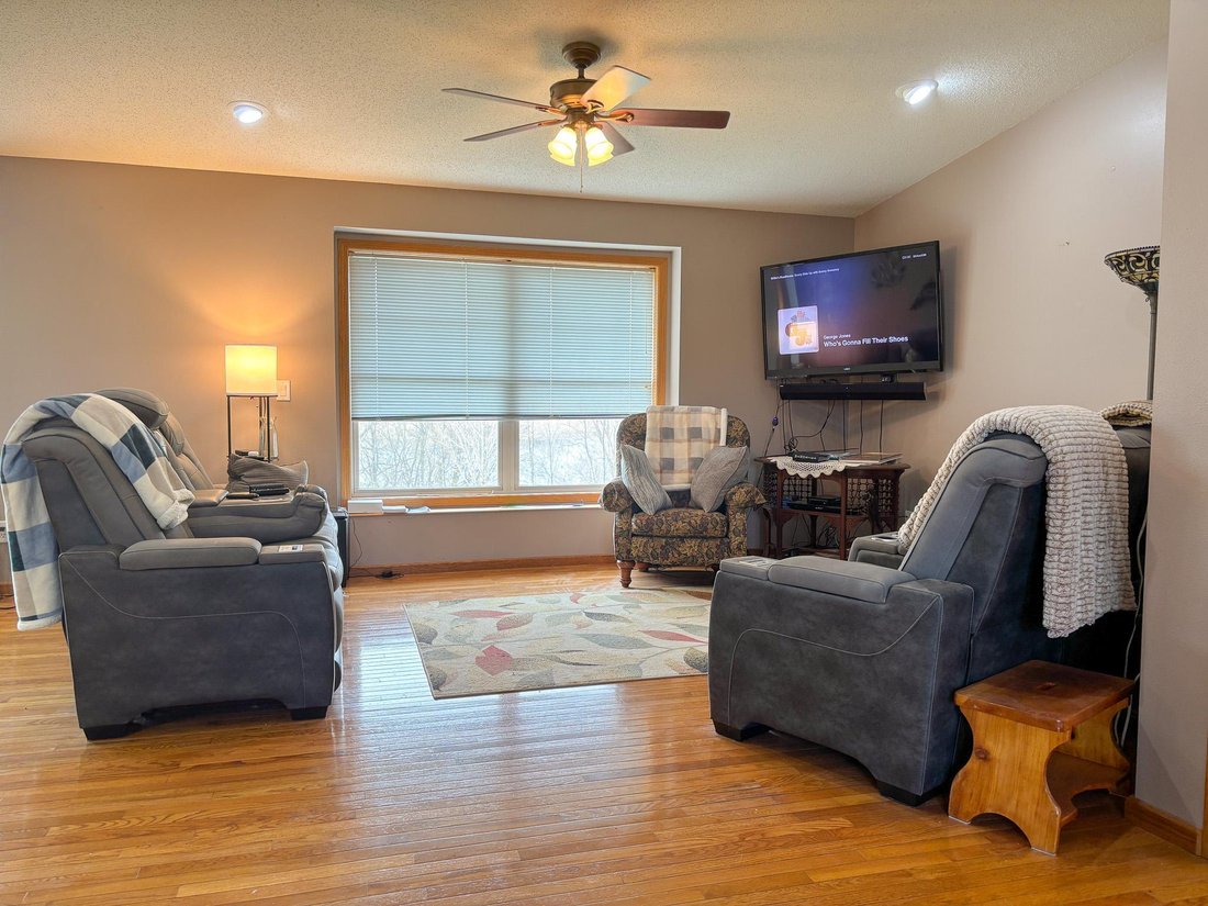 House in Pelican Rapids, Minnesota, United States 5 - 17814771