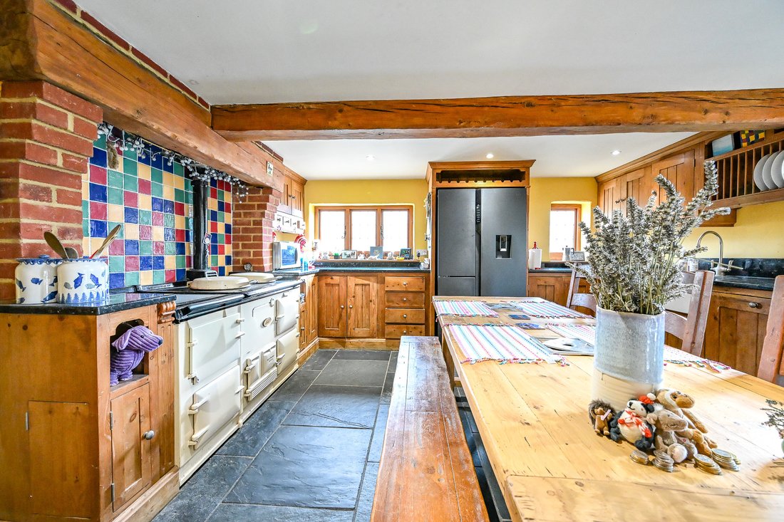 House in New Forest, Lyndhurst, England 3 - 17811822