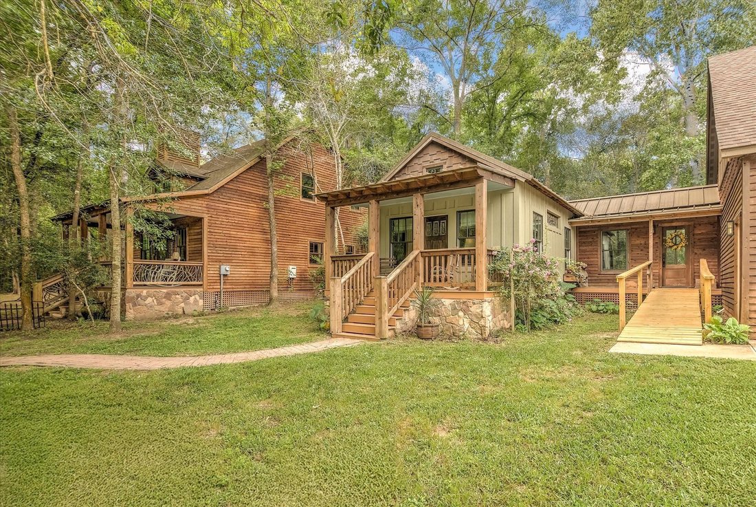 House in Dayton, Texas, United States 2 - 17813618