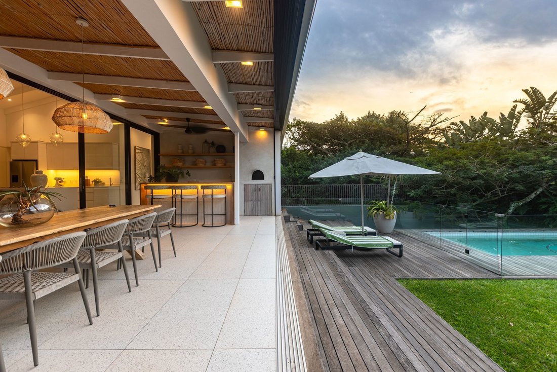 House in Sheffield Beach, KwaZulu-Natal, South Africa 2 - 17812630