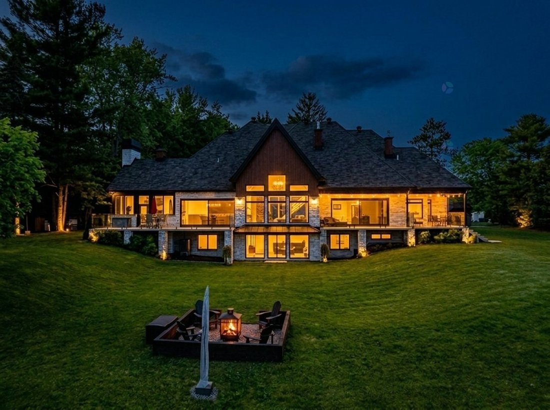 House in Lavaltrie, Quebec, Canada 1 - 17814367