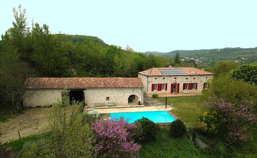 House in Saint-Urcisse, Nouvelle-Aquitaine, France 1