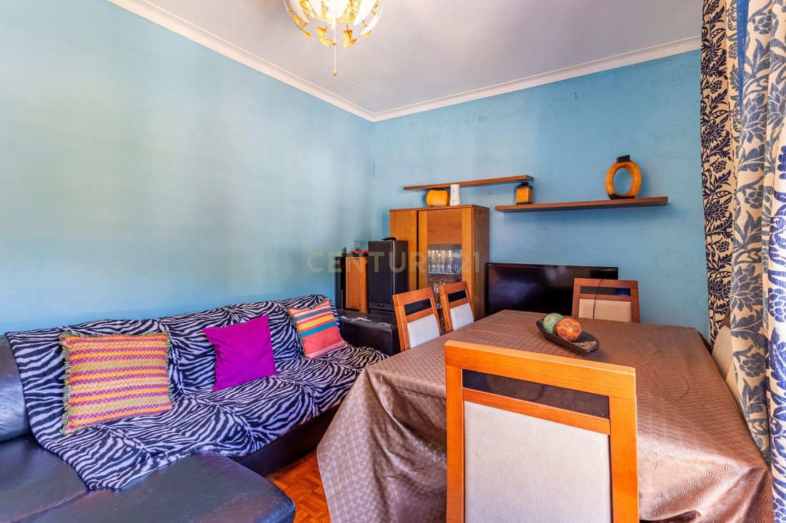 House in Camarate, Unhos e Apelacao, Lisbon, Portugal 4 - 15882623