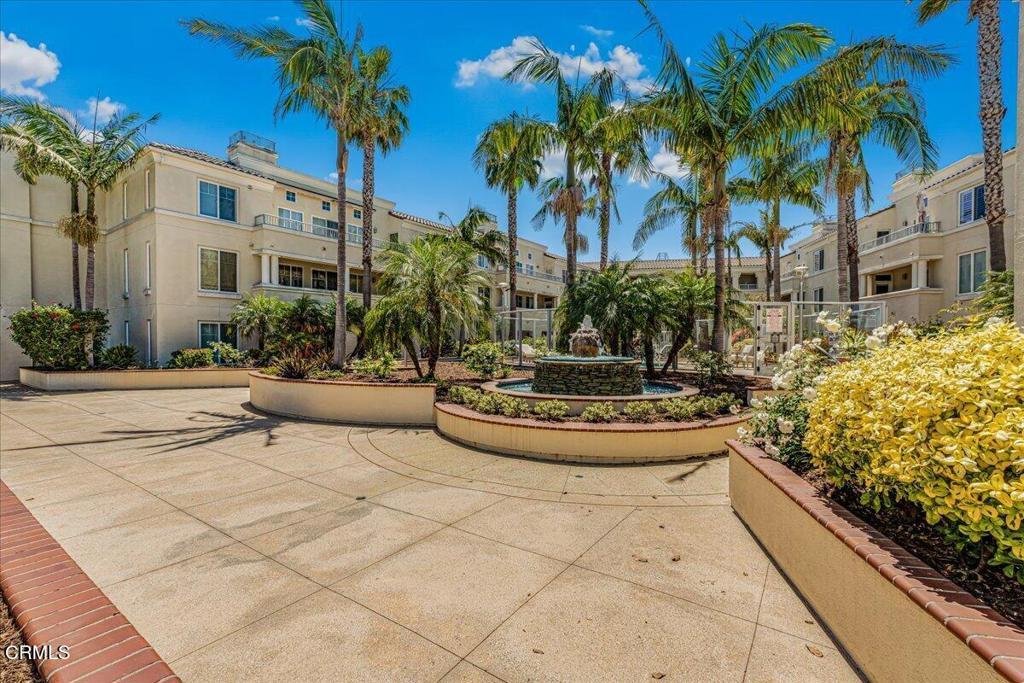 Condo in Oxnard, California, United States 4 - 17803235