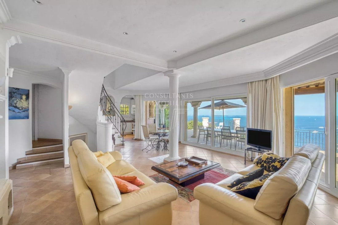 House in Théoule-sur-Mer, Provence-Alpes-Côte d'Azur, France 2 - 15176140
