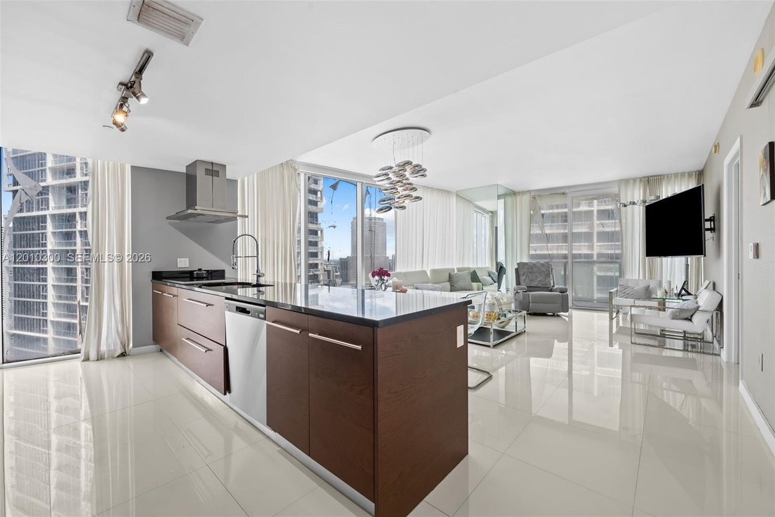 Condo in Miami, Florida, United States 3 - 17812289