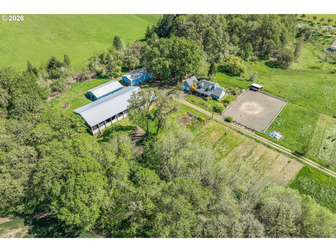 House in Gaston, Oregon, United States 2 - 17811792