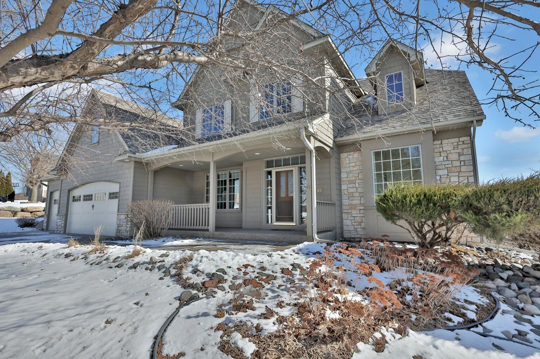 House in Little Canada, Minnesota, United States 3 - 17814905
