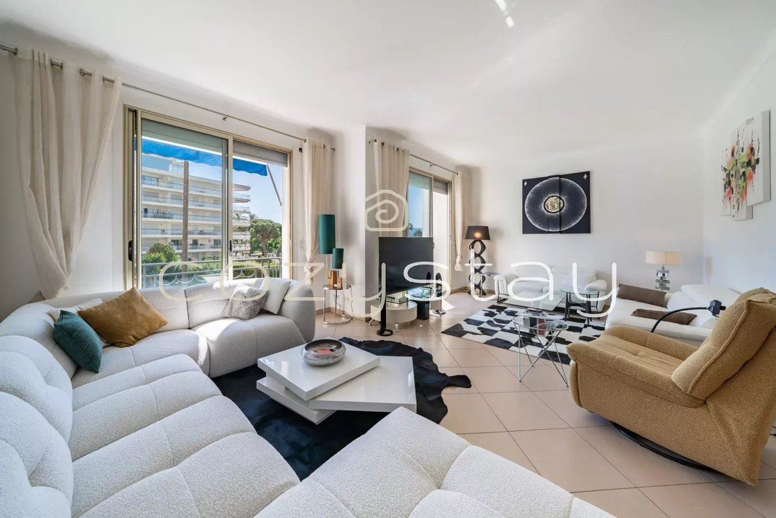 Apartment in Cannes, Provence-Alpes-Côte d'Azur, France 1 - 17814222