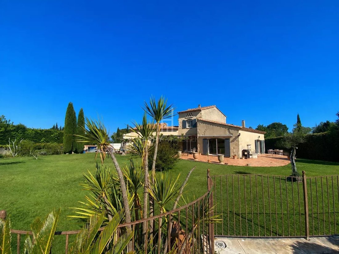 House in Fontvieille, Provence-Alpes-Côte d'Azur, France 1 - 17810615