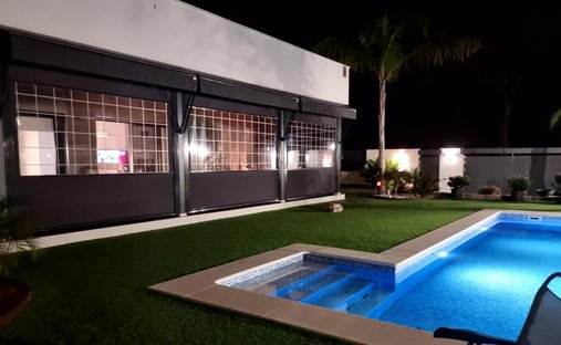 Villa en Carmona, Andalucía, España 1