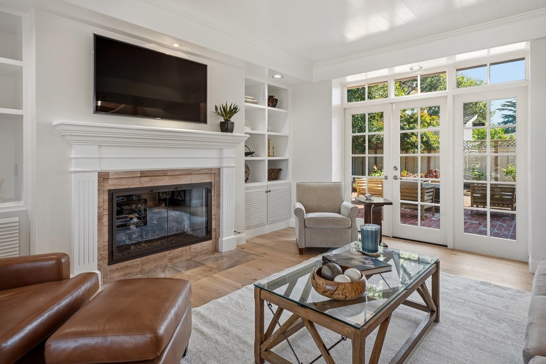 House in Carmel-by-the-Sea, California, United States 3 - 17811334