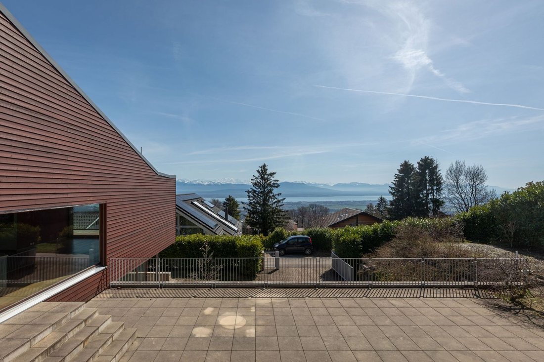 Arzier-Le Muids, Vaud, Switzerland 3 - 15269188