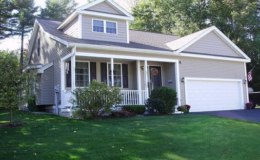 House in Laconia, New Hampshire, United States 1