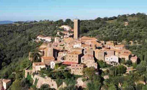 Estate in Magliano in Toscana, Tuscany, Italy 1