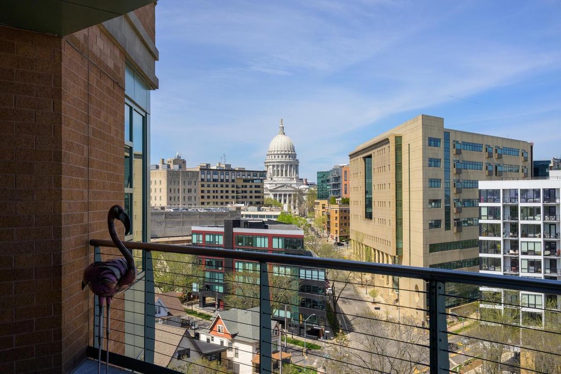 Condo in Madison, Wisconsin, United States 2 - 17812200