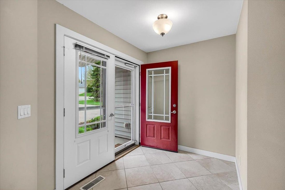 Condo in Fitchburg, Wisconsin, United States 5 - 17812234